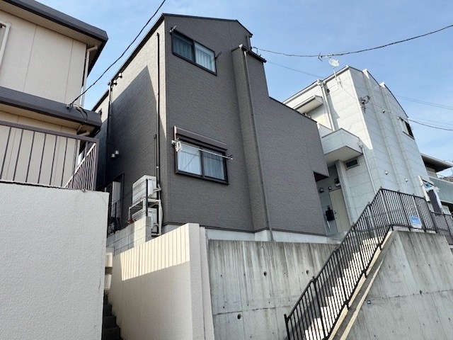 委任物件 ウィステリア東寺尾 １億1,000万円 1部屋のみ空室