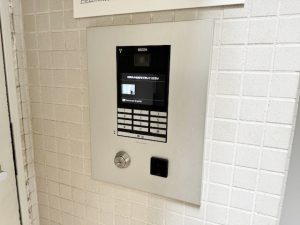 北西側のオートロック
