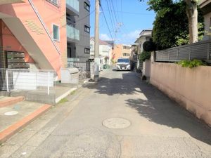 接道する道路①