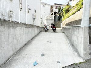 道路から撮影