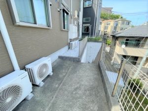 建物東側