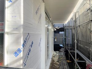 建築中