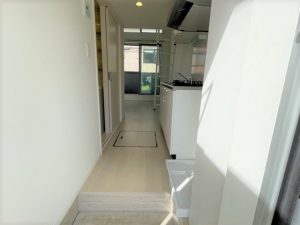 玄関から居室