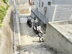 広々したバイク置き場・自転車置き場