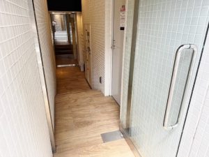 東側の出入口