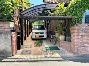 カースペース2台(カーポート付) カースペース2台(カーポート付)