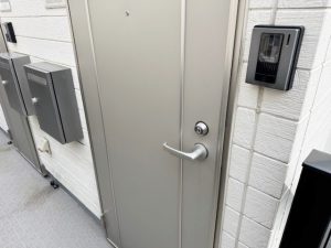 玄関ドア（シングル鍵）