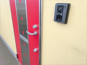 玄関ダブルロック・テレビモニターフォン