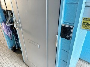 1階チャイム・2階モニターフォン