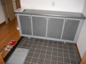 収納力はほどほどですが玄関部分はとても広いです