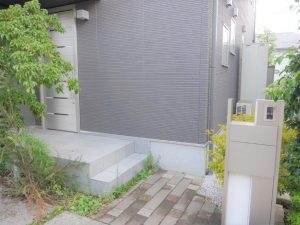 玄関周辺