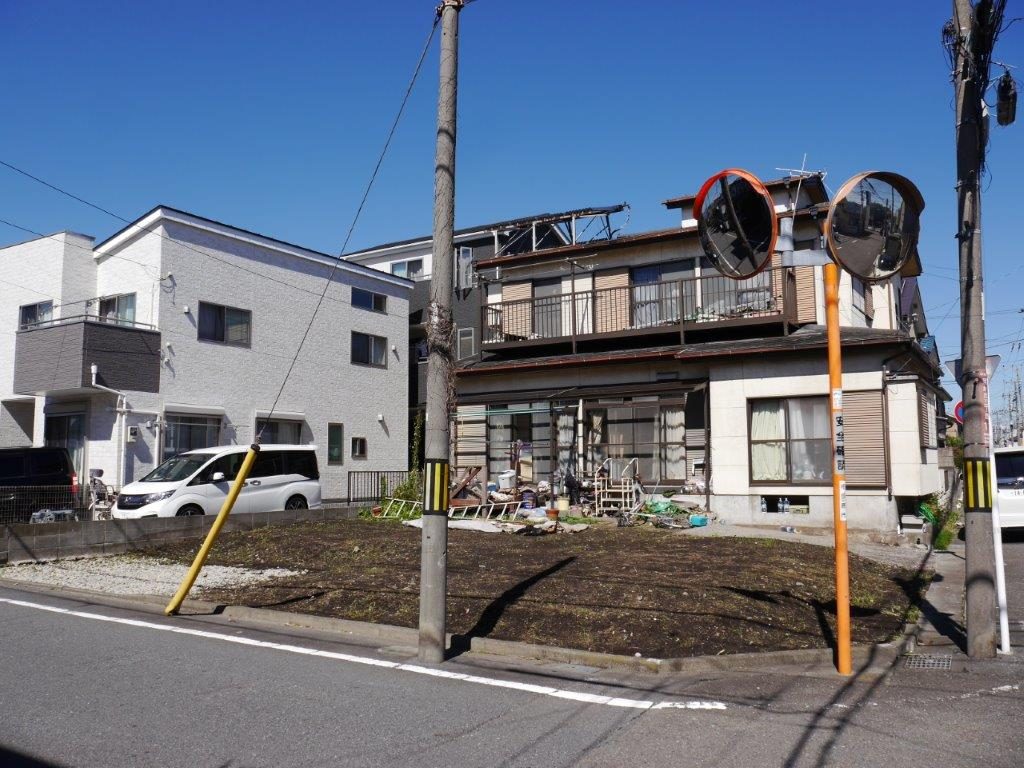 東南角地ですので陽当たり良好