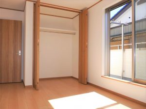 2号棟2階洋室の収納
