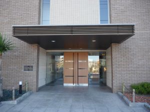 管理が行き届いたポスト周りとエントランス
