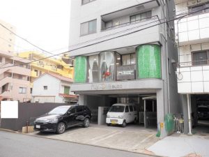 カースペース3台分＋軽自動車1台分