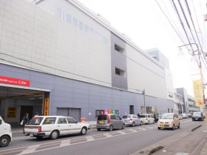 徒歩2分のスーパー