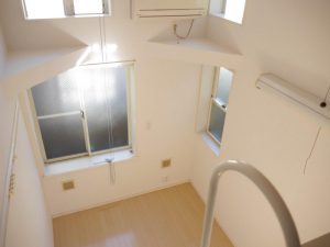 102号室室内